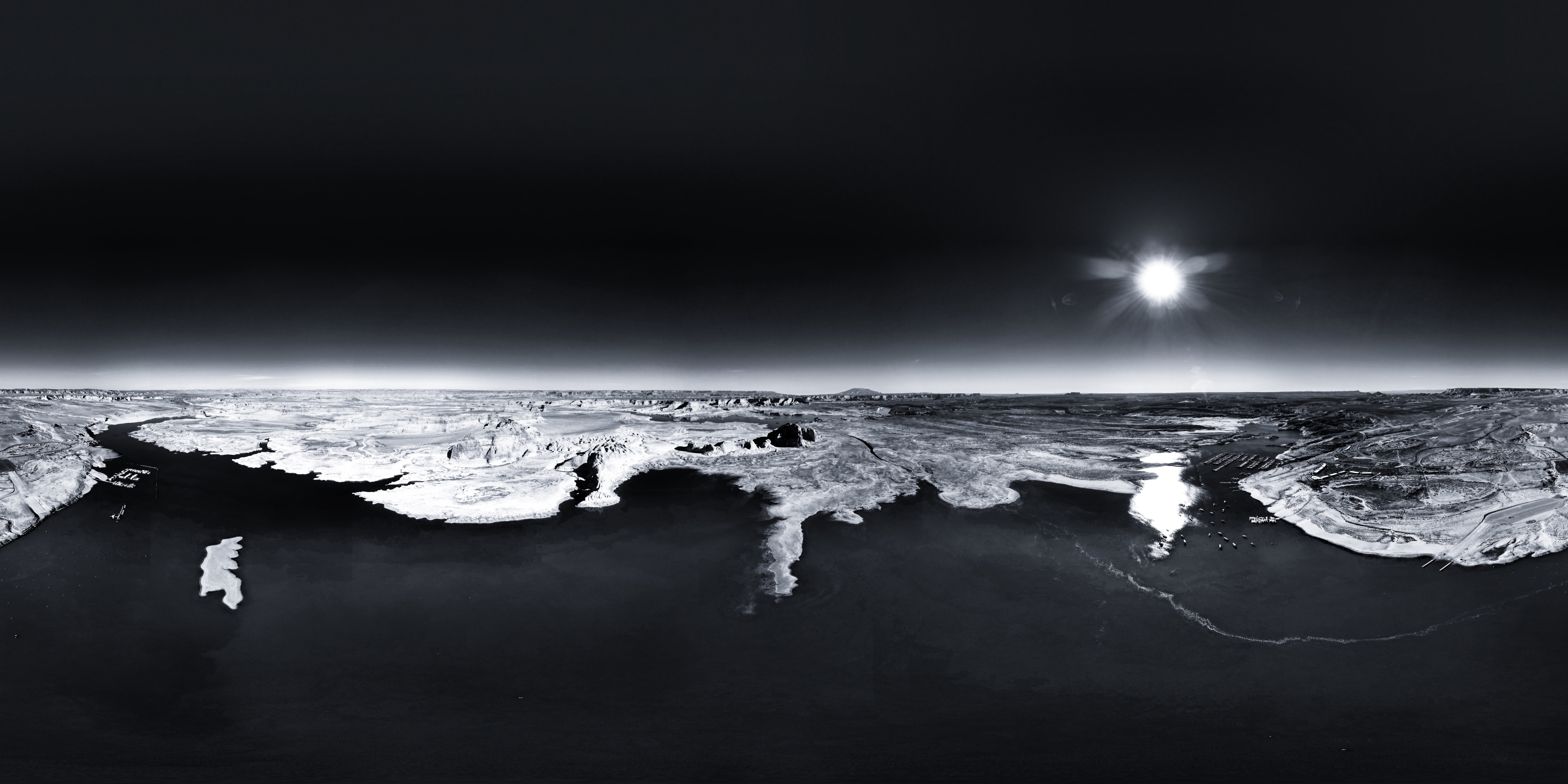 Lake Powell (B&W)